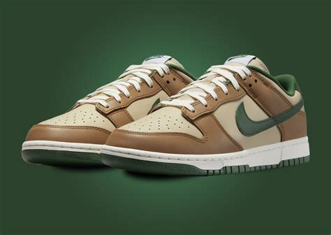 nike dunks forest green